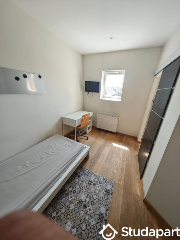 Chambre - 15 m² - 1 pièce