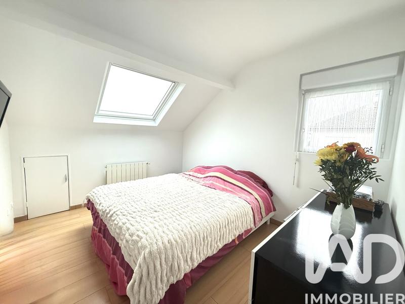 Maison - 205 m² - 6 pièces