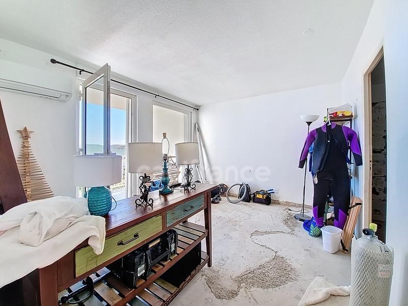 Appartement - 77 m² - 3 pièces