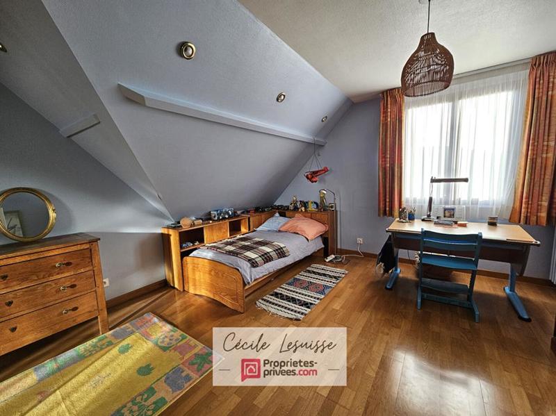 Maison - 184 m² - 7 pièces