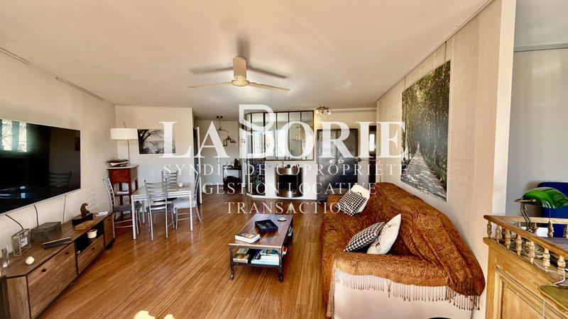 Appartement - 70 m² - 3 pièces