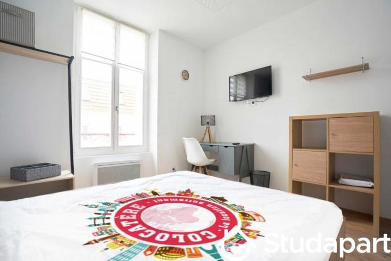 Chambre - 10 m² - 1 pièce