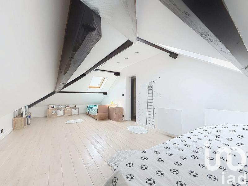 Maison - 191 m² - 6 pièces