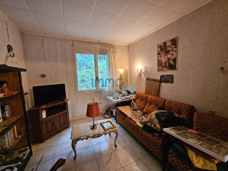 Maison - 93 m² - 4 pièces