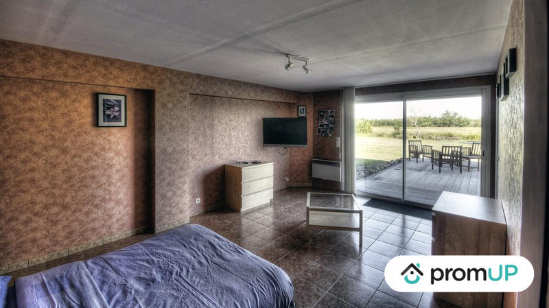 Maison contemporaine - 1 280 m² - 20 pièces