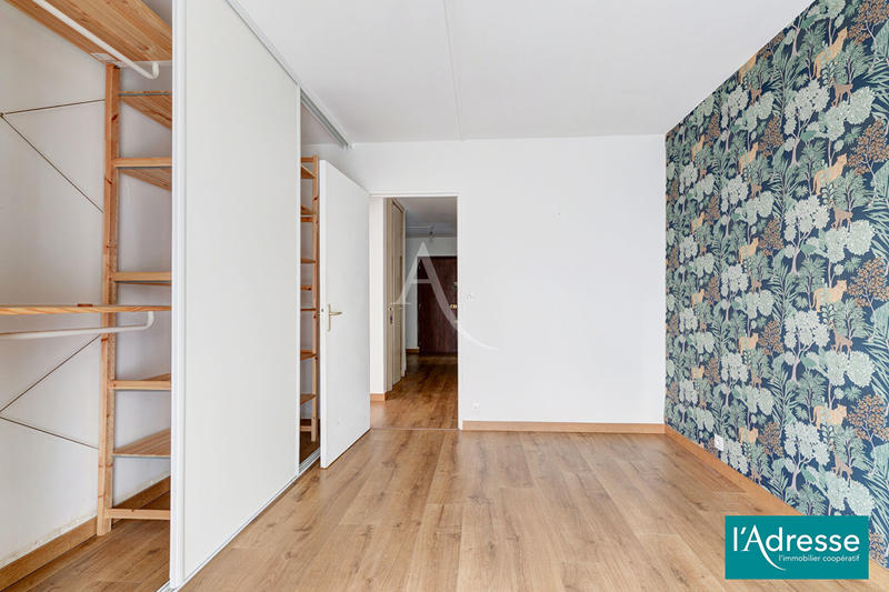 Appartement - 92 m² - 4 pièces