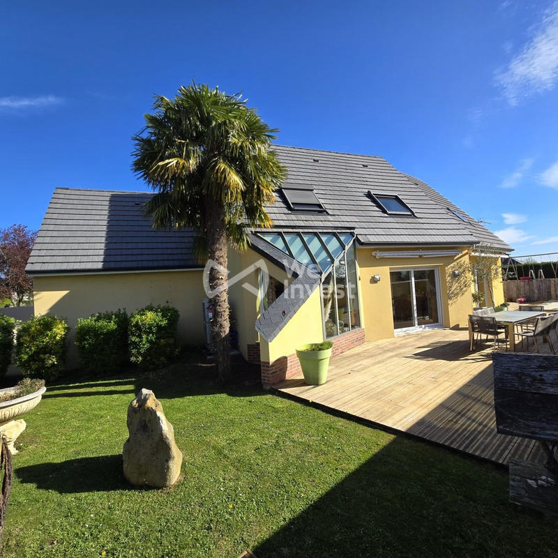 Maison - 200 m² - 8 pièces