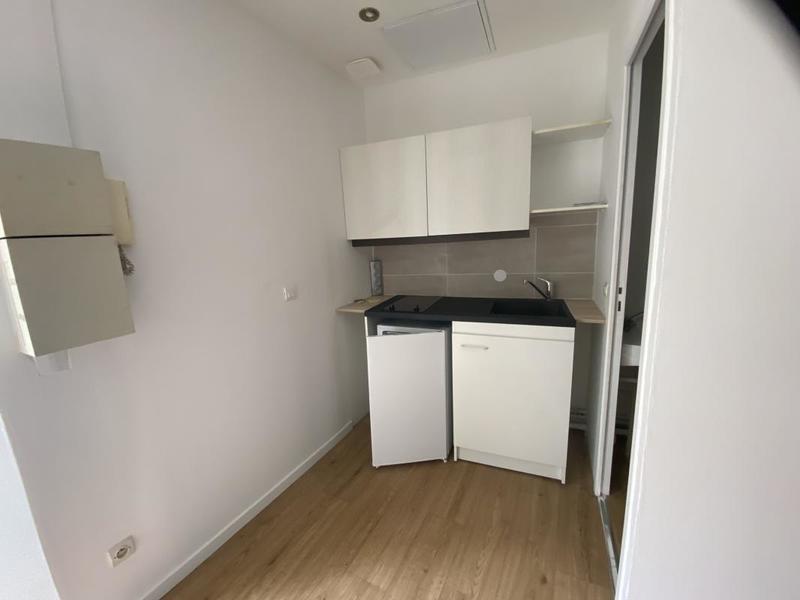 Studio - 14 m² - 1 pièce