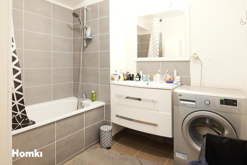 Appartement - 81 m² - 3 pièces