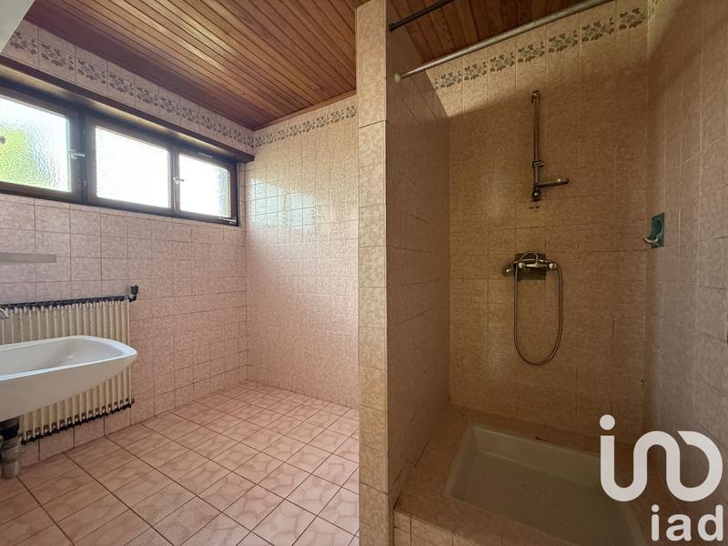 Maison - 273 m² - 9 pièces