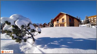 Maison - 161 m² - 6 pièces