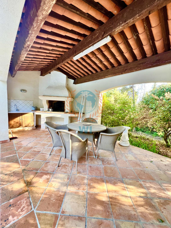 Maison - 183 m² - 6 pièces