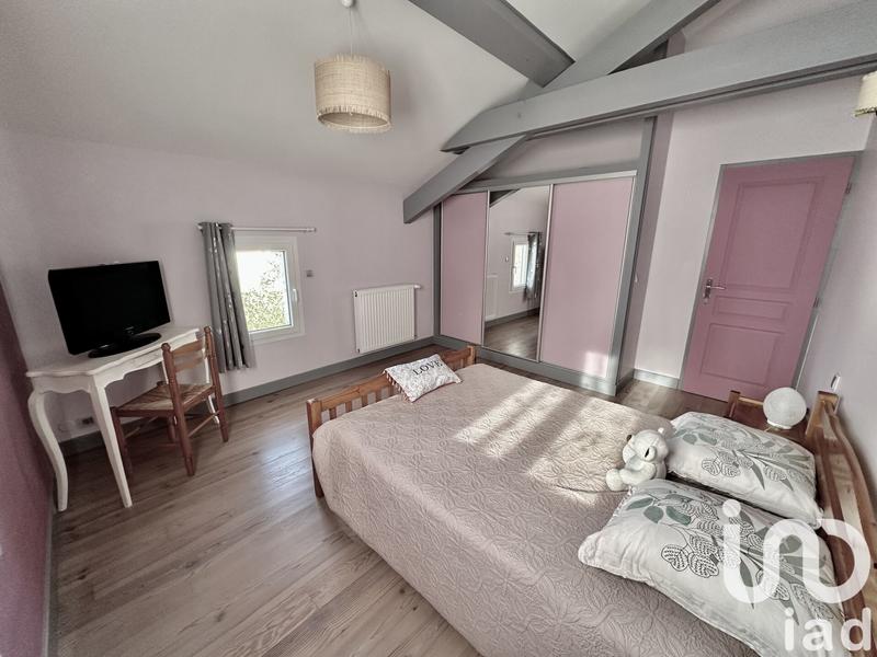 Maison - 180 m² - 10 pièces