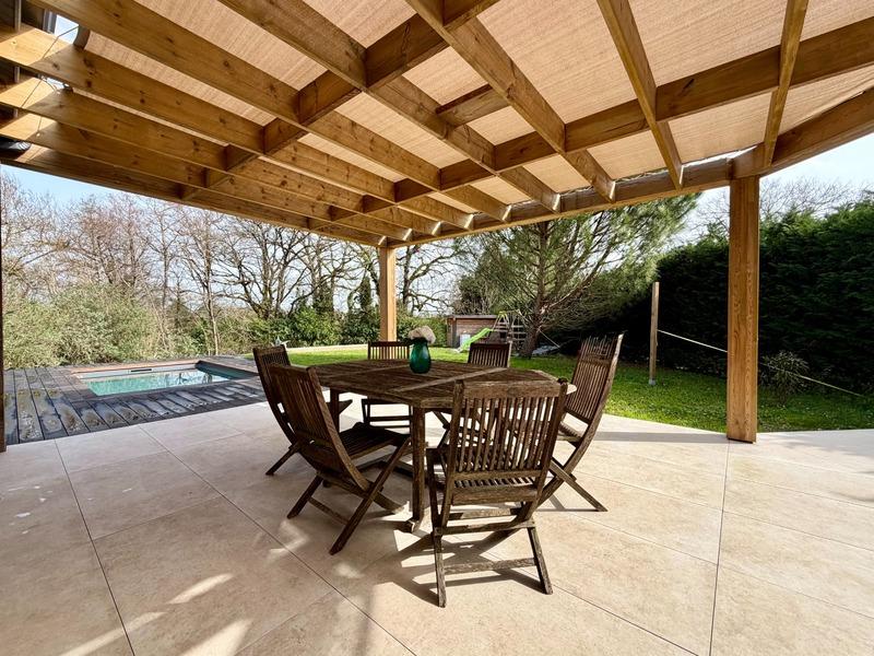 Maison - 108 m² - 5 pièces