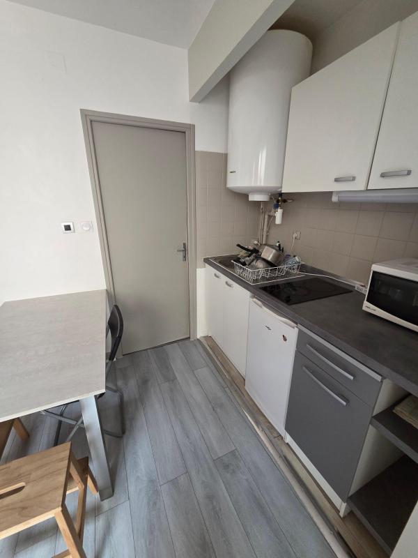 Studio - 18 m² - 2 pièces