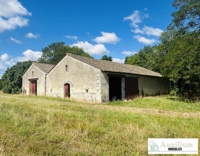 Maison ancienne - 360 m² - 2 pièces