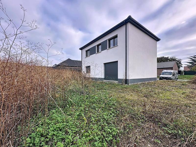 Maison - 110 m² - 6 pièces