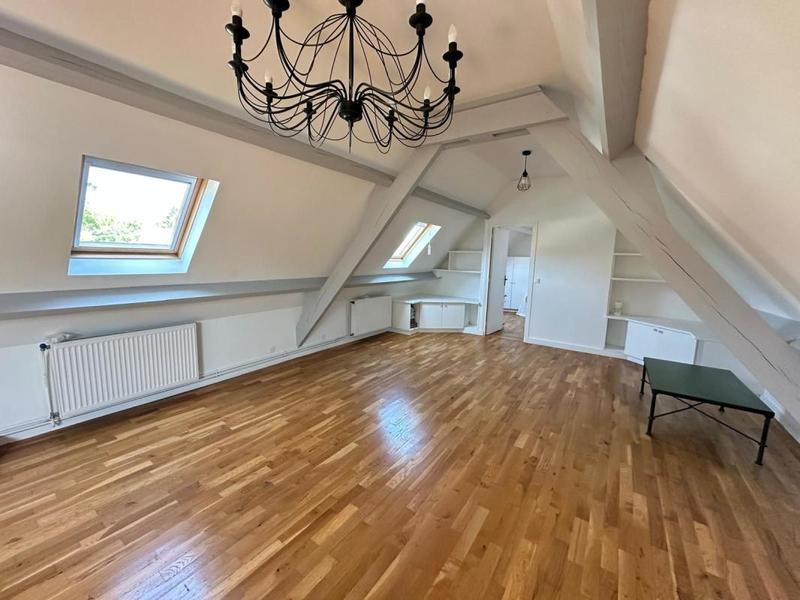 Maison - 186 m² - 6 pièces