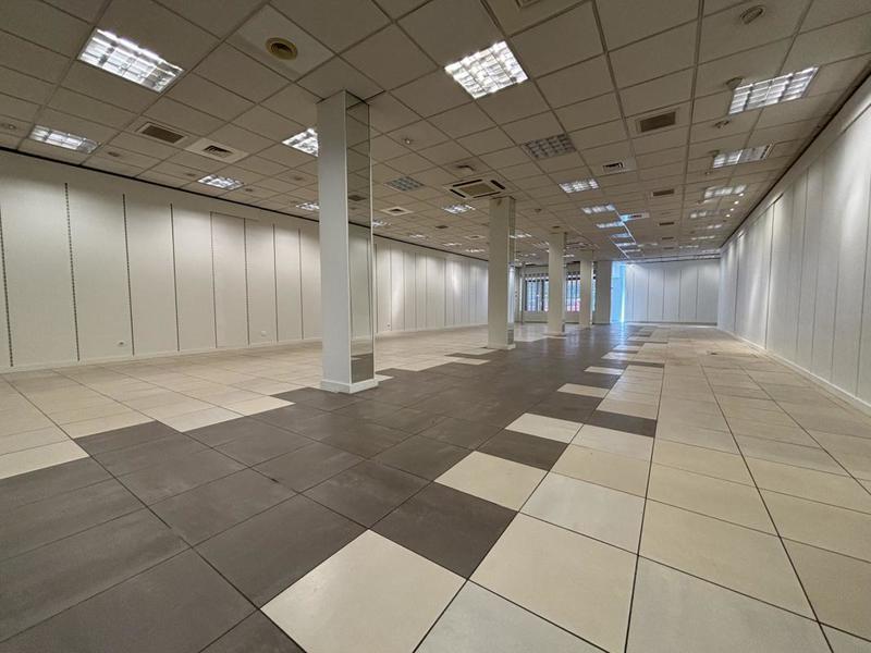 Local commercial - 280 m²