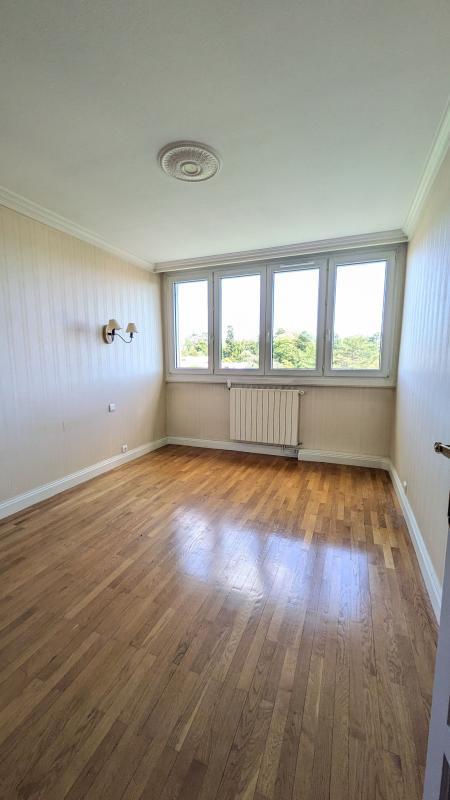 Appartement - 82 m² - 3 pièces