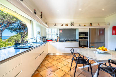 Villa - 203 m² - 7 pièces