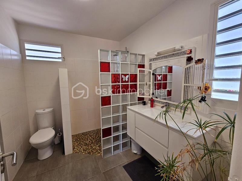 Maison - 177 m² - 7 pièces