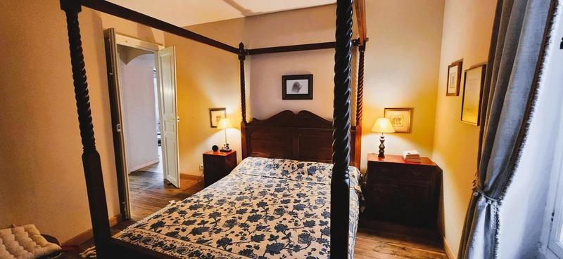 Appartement - 140 m² - 5 pièces