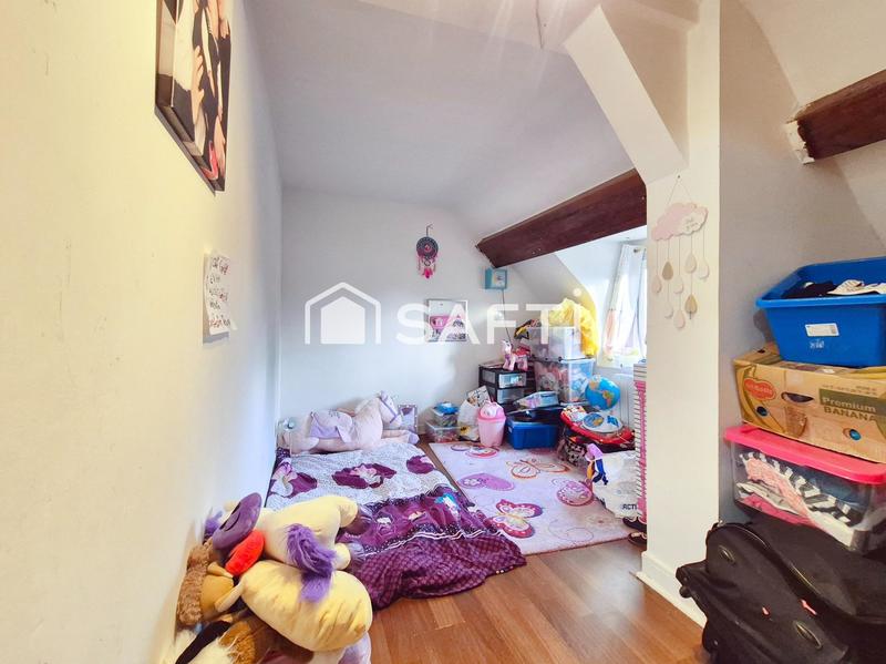 Appartement - 85 m² - 5 pièces