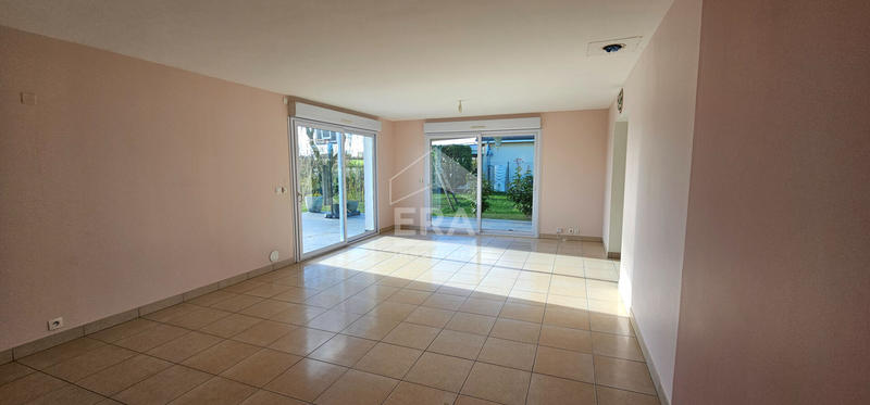 Maison - 152 m² - 6 pièces