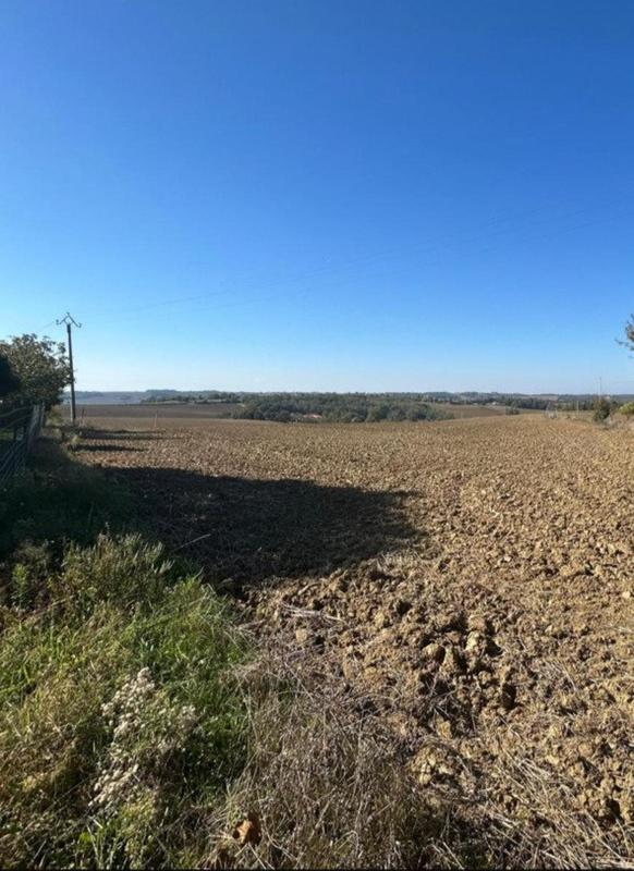 Terrain - 1 024 m²