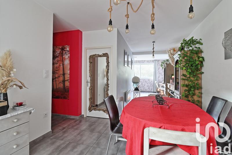 Appartement - 98 m² - 4 pièces