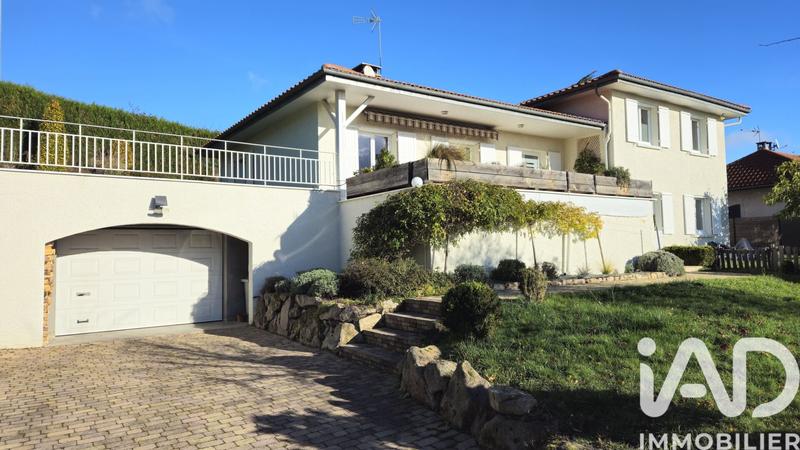 Maison - 164 m² - 8 pièces