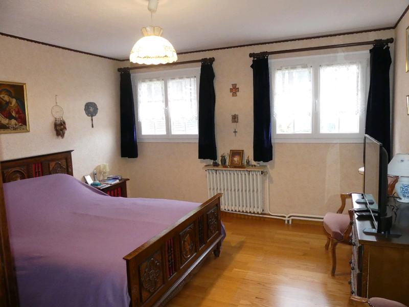 Pavillon - 138 m² - 7 pièces