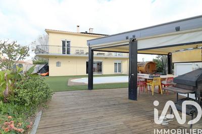 Maison - 195 m² - 7 pièces