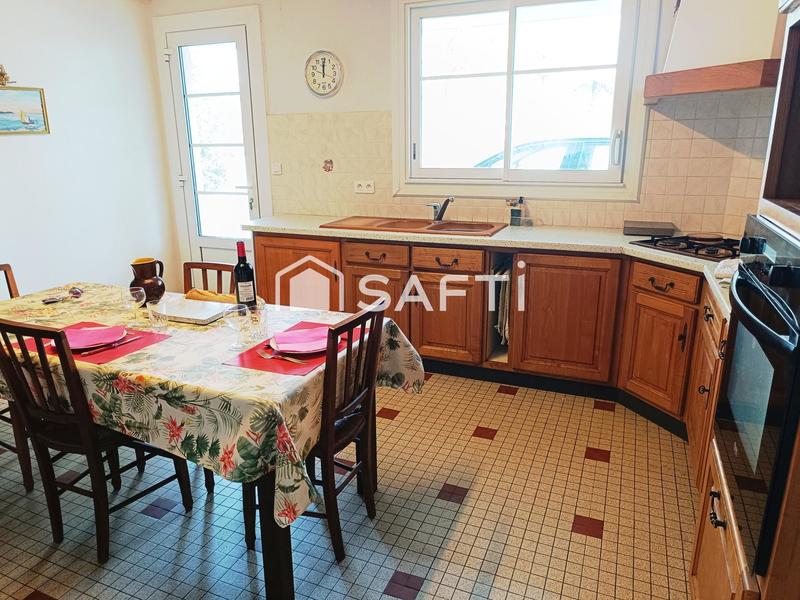 Maison - 140 m² - 5 pièces