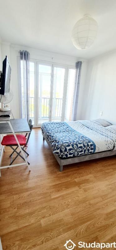 Chambre - 13 m² - 1 pièce