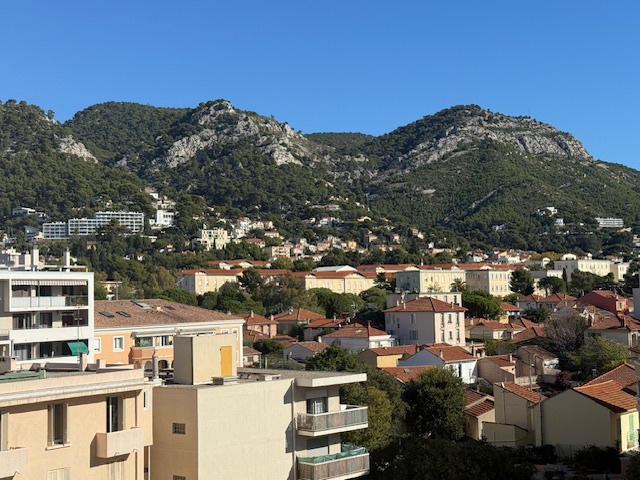 Appartement - 73 m² - 5 pièces