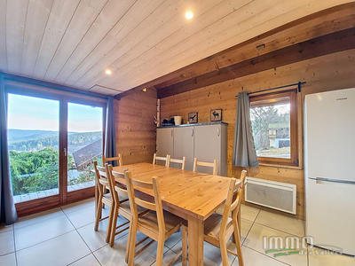 Maison - 87 m² - 5 pièces