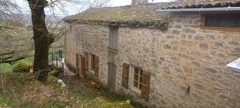 Maison - 80 m² - 5 pièces