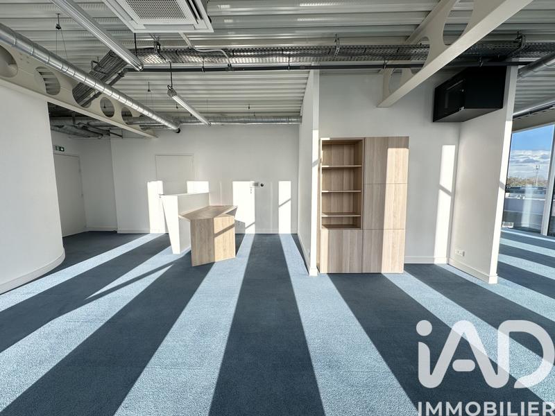 Appartement - 80 m² - 2 pièces