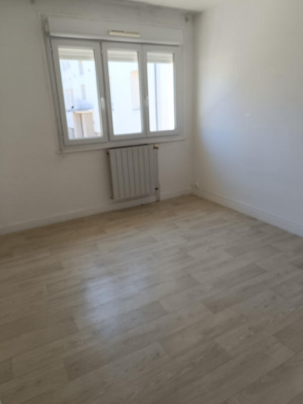 Maison - 88 m² - 5 pièces