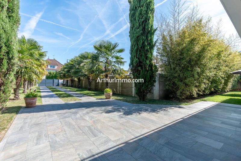 Maison - 147 m² - 6 pièces