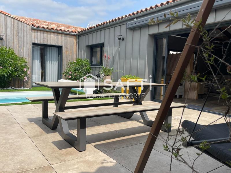 Villa - 199 m² - 7 pièces