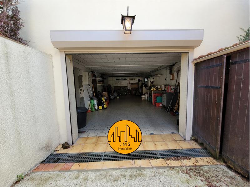 Maison - 92 m² - 4 pièces