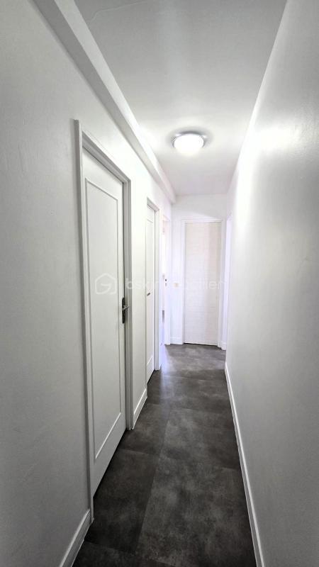 Appartement - 111 m² - 6 pièces