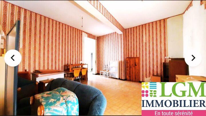 Maison - 256 m² - 7 pièces