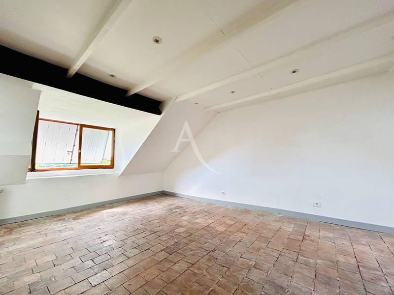 Immeuble - 9 pièces