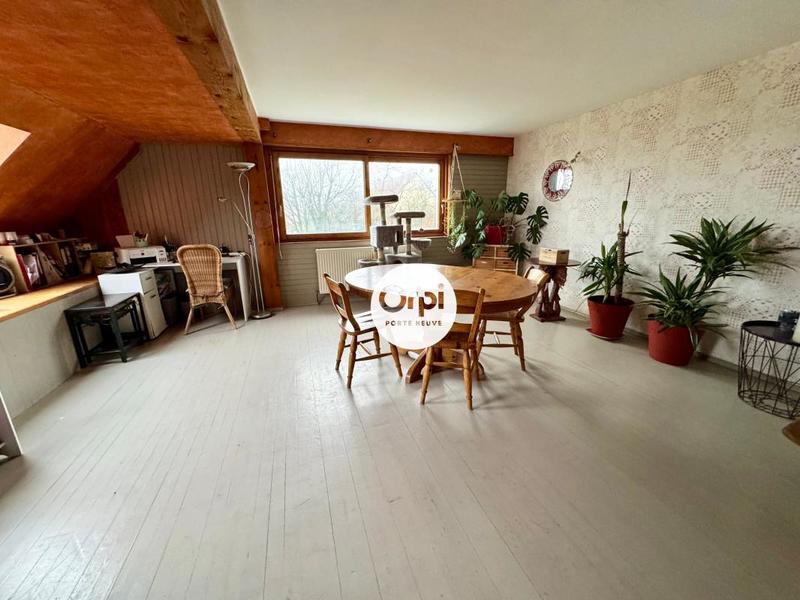 Maison - 170 m² - 5 pièces