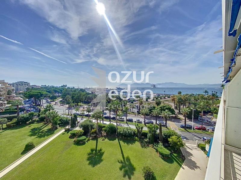 Appartement - 98 m² - 4 pièces