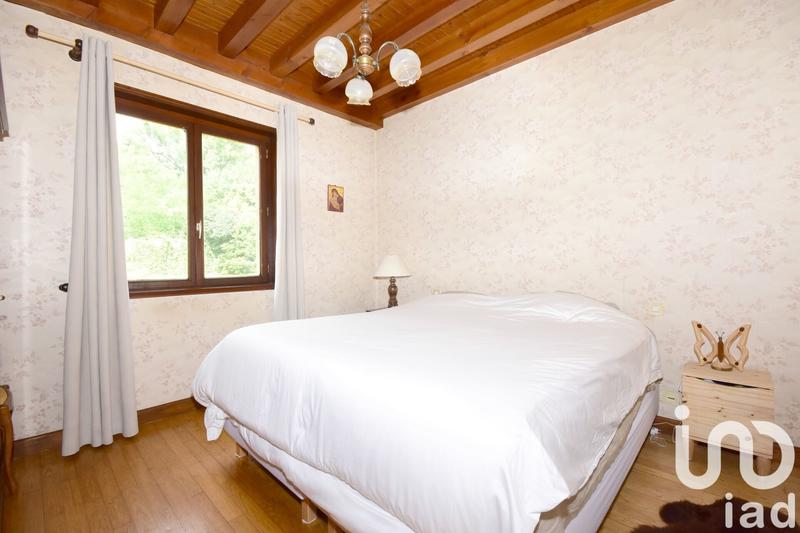 Maison - 187 m² - 9 pièces
